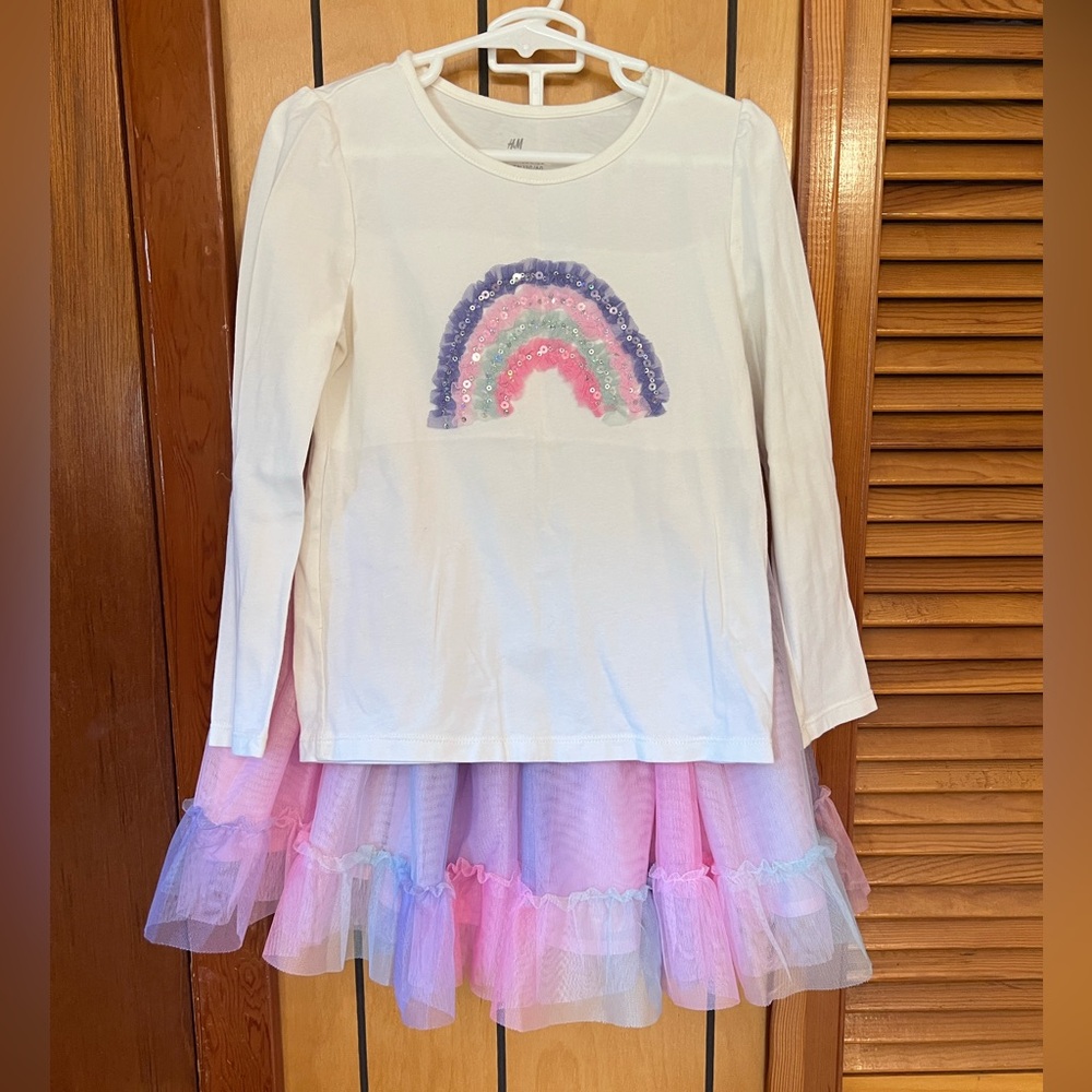 H&M matching skirt set size 5T/6